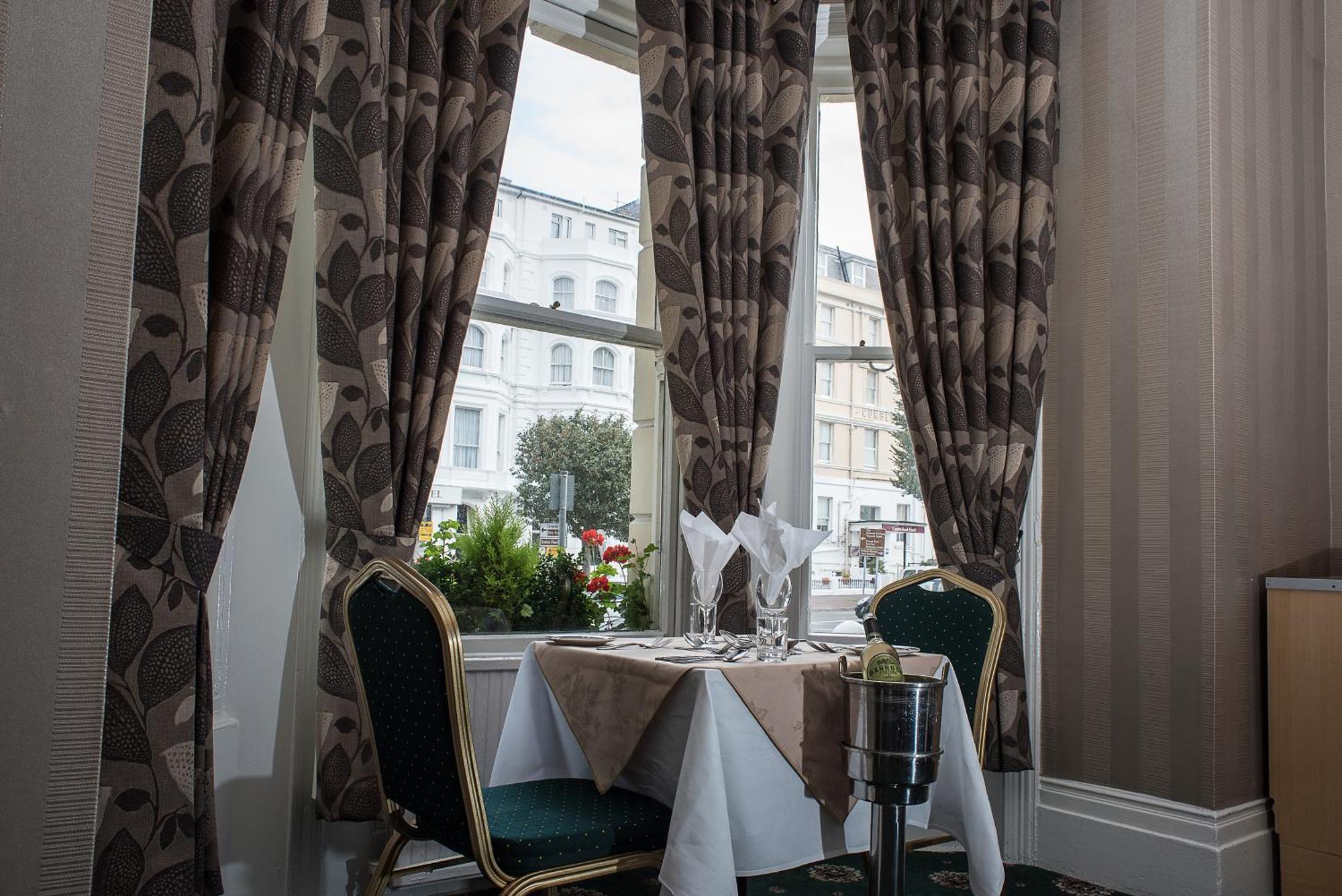 Haddon Hall Hotel Torneo de Torneo de Eastbourne Exterior foto